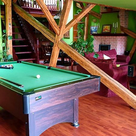 Luxury Oldtown Loft 320M2 On Hlavna Street Apartment Kosice Exterior photo