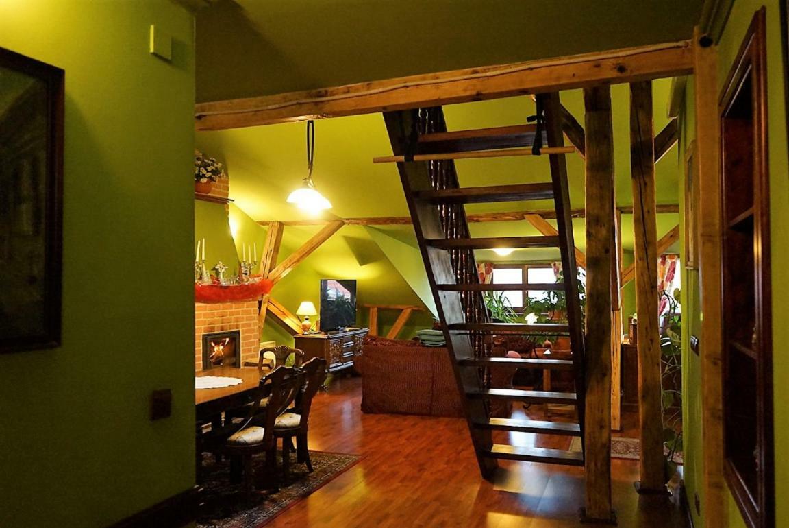 Luxury Oldtown Loft 320M2 On Hlavna Street Apartment Kosice Exterior photo